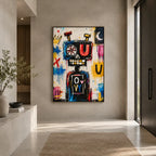 Dipinto a olio a forma di cartone animato con graffiti, caratterizzato da un soggetto grafico giocoso con vivaci dettagli pittorici in una tavolozza beige.