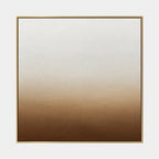 Pittura a olio minimalista astratta e concettuale con segni astratti stratificati, consistenza e movimento pittorico espressivo in una tavolozza beige.