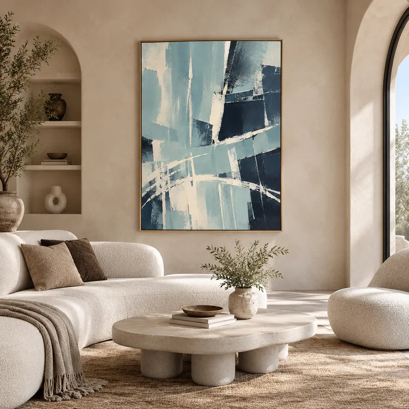 Minimalistisches abstraktes und konzeptuelles Ölgemälde mit geschichteten abstrakten Zeichen, Textur und ausdrucksstarker malerischer Bewegung in einer blauen Palette.