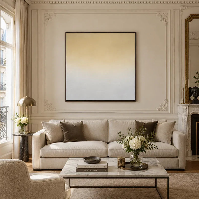 Minimalistisches abstraktes und konzeptuelles Ölgemälde mit geschichteten abstrakten Zeichen, Textur und ausdrucksstarker malerischer Bewegung in einer Beige-Palette.