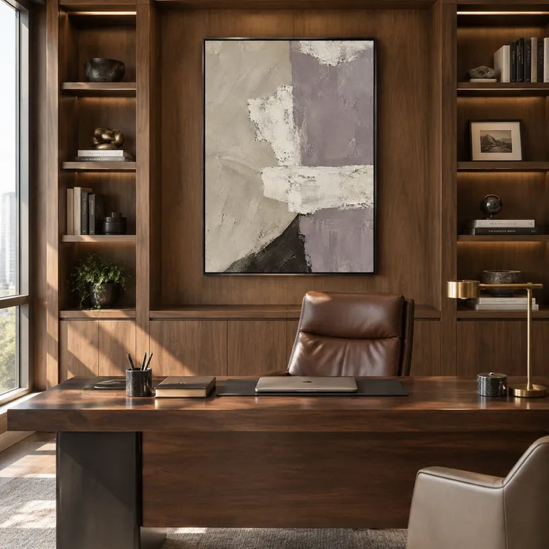 Pittura a olio astratta e concettuale minimalista con segni astratti stratificati, consistenza e movimento pittorico espressivo in una tavolozza grigia.