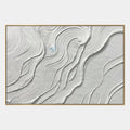 Pittura a olio astratta e concettuale in gesso e struttura con segni astratti stratificati, struttura e movimento pittorico espressivo in una tavolozza grigia.