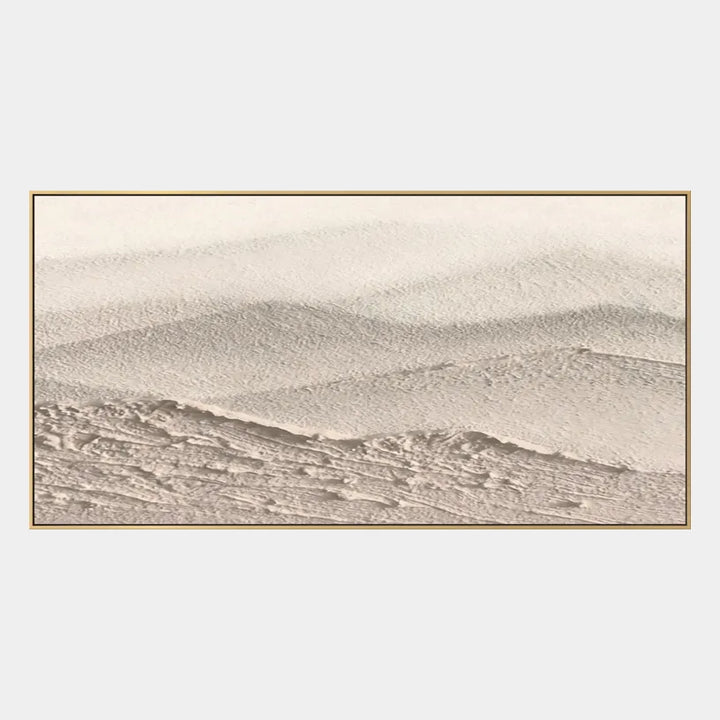 Pittura a olio astratta e concettuale in gesso e texture con segni astratti stratificati, texture e movimento pittorico espressivo in una tavolozza beige.