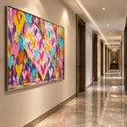 Pintura al óleo de amor pop que presenta un tema romántico expresado a través de formas y colores pictóricos.