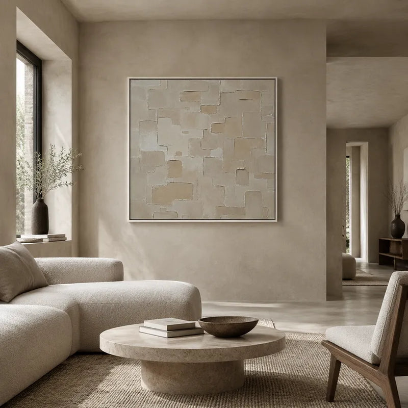 Pintura al óleo abstracta y conceptual Wabi-Sabi que presenta marcas abstractas en capas, textura y movimiento pictórico expresivo en una paleta beige.